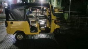 tuktuk, Bagan, Myanmar